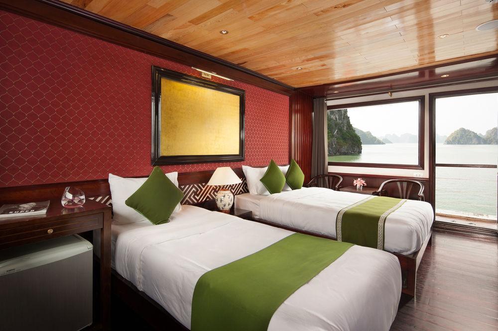 Garden Bay Luxury Cruise Hotel Ha Long Exterior photo