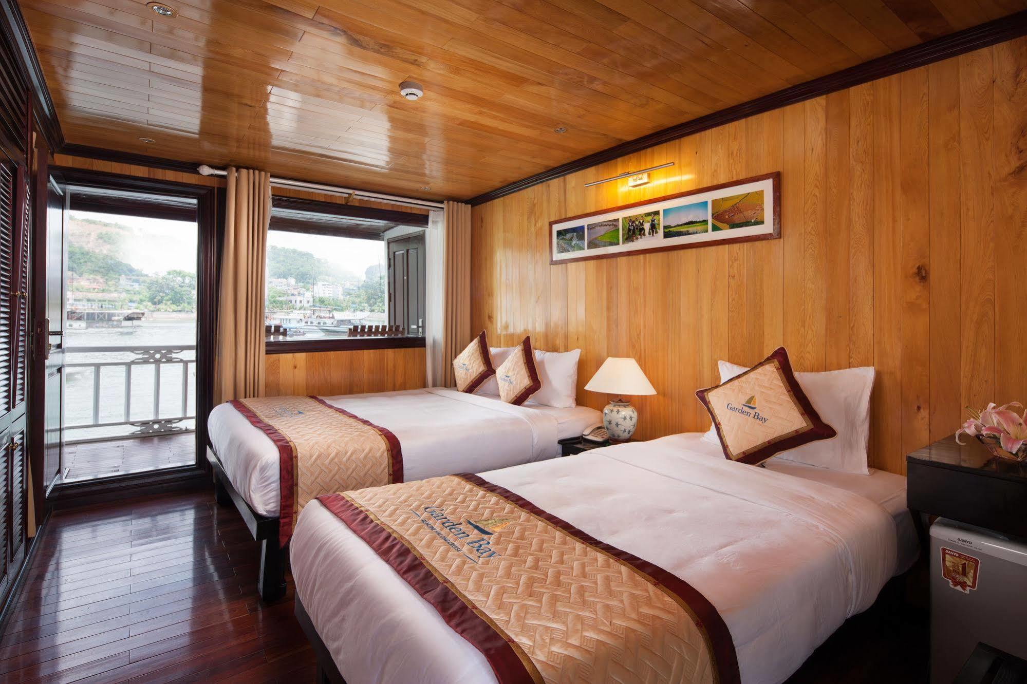 Garden Bay Luxury Cruise Hotel Ha Long Exterior photo
